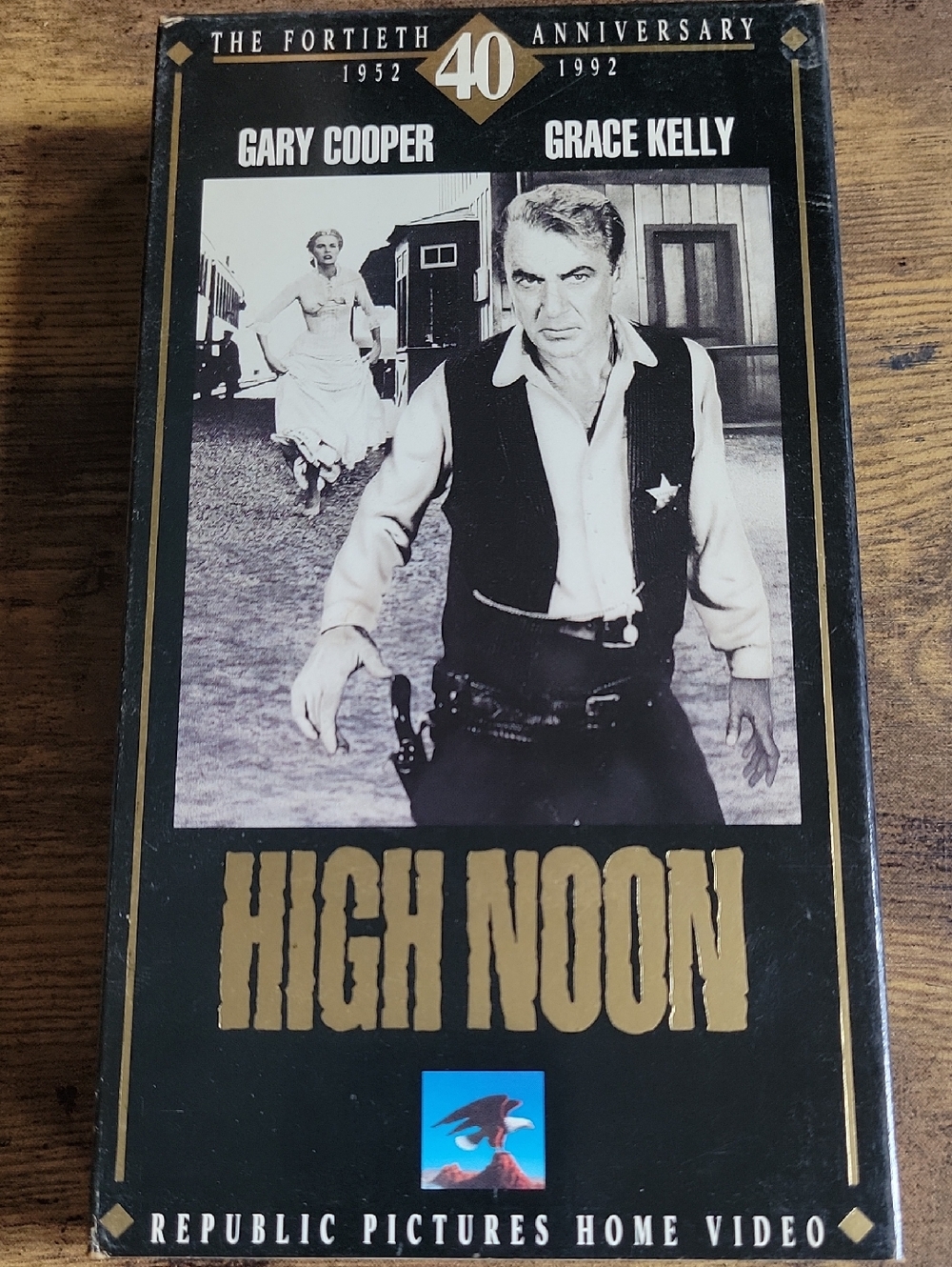 High Noon VHS - Gary Cooper & Grace Kelly - Black & Gold